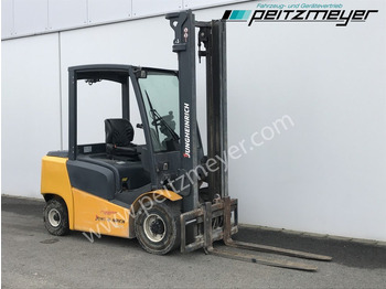 Diesel forklift JUNGHEINRICH Gabelstapler DFG 425: picture 2 Diesel forklift JUNGHEINRICH Gabelstapler DFG 425: picture 2