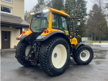 Farm tractor Valtra M150-4: picture 4