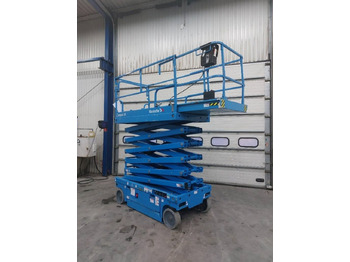 Scissor lift HAULOTTE