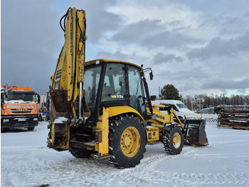 Backhoe loader KOMATSU WB93R: picture 3 Backhoe loader KOMATSU WB93R: picture 3