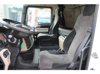 Tractor unit MAN TGX 18.500 XXL Standklima Navi Xenon Retarder: picture 3