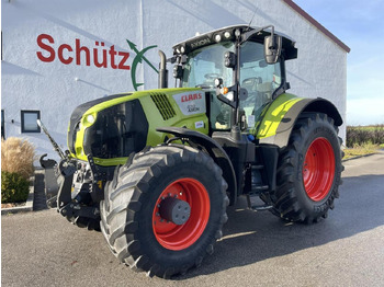 Farm tractor CLAAS Axion 870