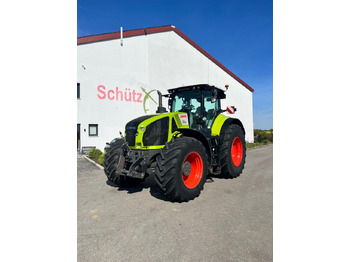 Farm tractor CLAAS Axion 930