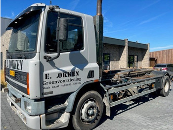 Container transporter/ Swap body truck DAF 65 210