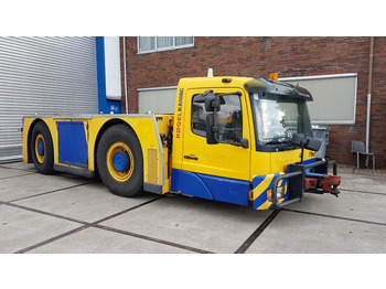 Pushback tractor KAMAG