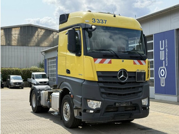 Tractor unit MERCEDES-BENZ Actros 1846