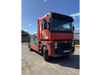 Tractor unit RENAULT Magnum 440