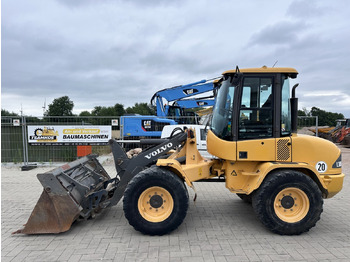 Wheel loader VOLVO L30B