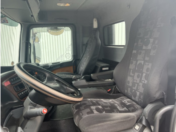 Interior photo 2: Mercedes-Benz Actros 2546 L 6x2 Actros 2546 L 6x2/48, Lift-/Lenkachse, RK 20.70 bis 7 m Container leasing Mercedes-Benz Actros 2546 L 6x2 Actros 2546 L 6x2/48, Lift-/Lenkachse, RK 20.70 bis 7 m Container Interior photo 2: Mercedes-Benz Actros 2546 L 6x2 Actros 2546 L 6x2/48, Lift-/Lenkachse, RK 20.70 bis 7 m Container leasing Mercedes-Benz Actros 2546 L 6x2 Actros 2546 L 6x2/48, Lift-/Lenkachse, RK 20.70 bis 7 m Container