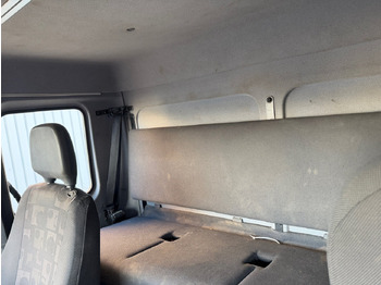 Dropside/ Flatbed truck Mercedes-Benz Axor 1829 L 4x2 Axor 1829 L 4x2, 6-Sitzer: picture 5