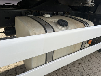 Truck MAN TGA 18.350 4x2 LL TGA 18.350 4x2 LL, Fahrschulausstattung: picture 2
