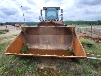 Wheel loader LIEBHERR L566: picture 5