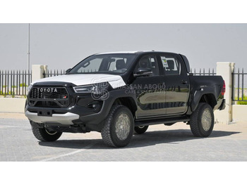 Pickup truck TOYOTA Hilux