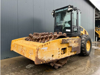 Roller CATERPILLAR