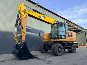 Wheel excavator CATERPILLAR M318F