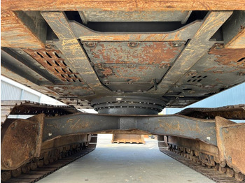 Crawler excavator Volvo EC250E L: picture 3