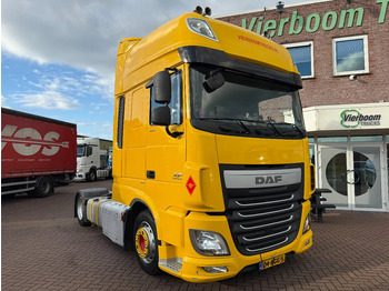 Tractor unit DAF XF 460
