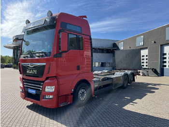 Container transporter/ Swap body truck MAN TGX 26.500