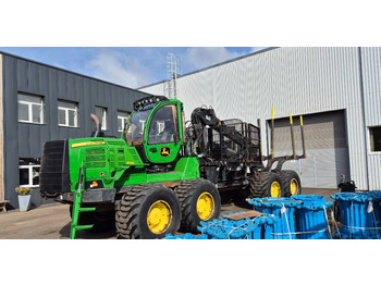 Forwarder John Deere 1910 G: picture 1