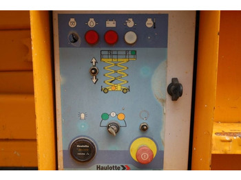 Scissor lift Haulotte H15SXL Diesel, 4x4 Drive, 15m Working Height, 500k: picture 4 Scissor lift Haulotte H15SXL Diesel, 4x4 Drive, 15m Working Height, 500k: picture 4