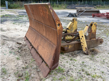 Construction equipment CATERPILLAR