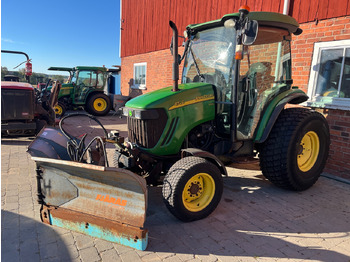 Farm tractor JOHN DEERE