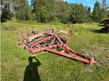 Soil tillage equipment KONGSKILDE