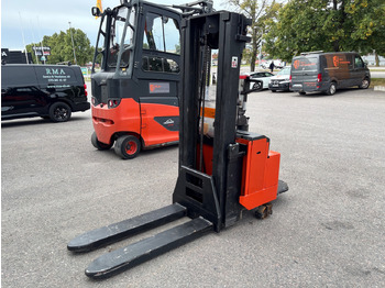 Material handling equipment BT