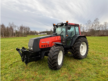 Farm tractor VALTRA 8050