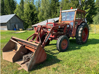 Farm tractor VOLVO