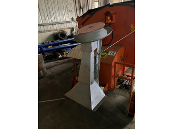 Sand/ Salt spreader GALEN