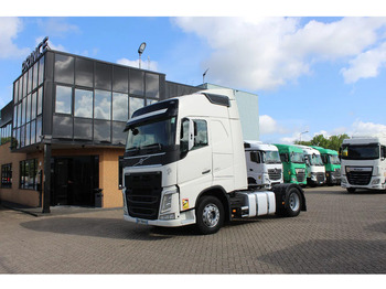 Tractor unit VOLVO FH13 500