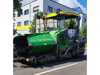Asphalt paver VÖGELE
