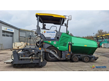 Asphalt paver VÖGELE