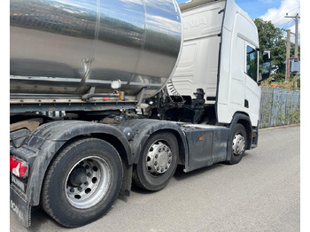 Tractor unit Scania R450: picture 2