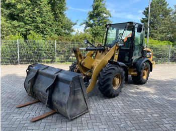 Wheel loader CATERPILLAR