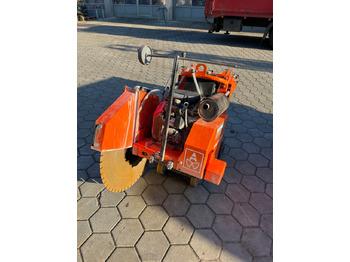 Construction machinery