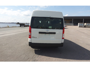 New Minibus, Passenger van Toyota Hiace HIGH ROOF / TOIT HAUT 3.5L Petrol Manual: picture 4 New Minibus, Passenger van Toyota Hiace HIGH ROOF / TOIT HAUT 3.5L Petrol Manual: picture 4