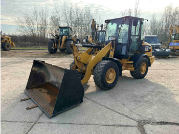 Wheel loader CATERPILLAR