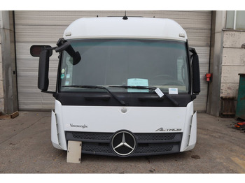 Cab and interior MERCEDES-BENZ