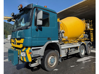 Concrete mixer truck LIEBHERR