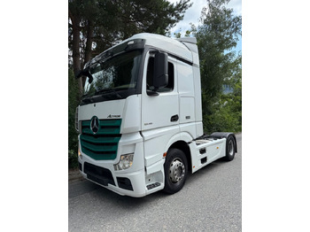 Tractor unit MERCEDES-BENZ Actros 1846