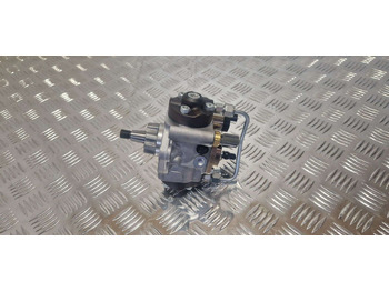 Engine and parts HITACHI