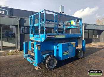 Scissor lift GENIE