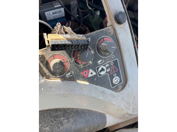 Cab and interior MASSEY FERGUSON