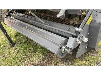 Round baler Claas Variant 385RC - prasa - części: picture 4 Round baler Claas Variant 385RC - prasa - części: picture 4