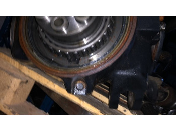 Transmission for Agricultural machinery New Holland - Case Puma - Zwolnica | Zwrotnica | Półoś: picture 4