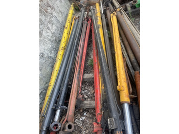 Hydraulic cylinder MANITOU