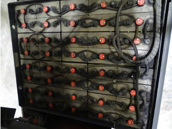 Electric forklift Linde E25L-01: picture 4