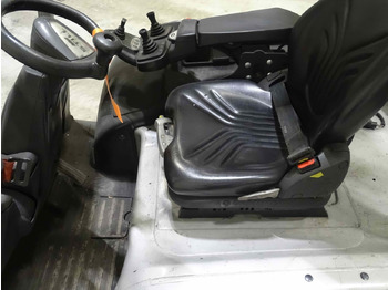 Electric forklift STILL RX60-30: picture 4
